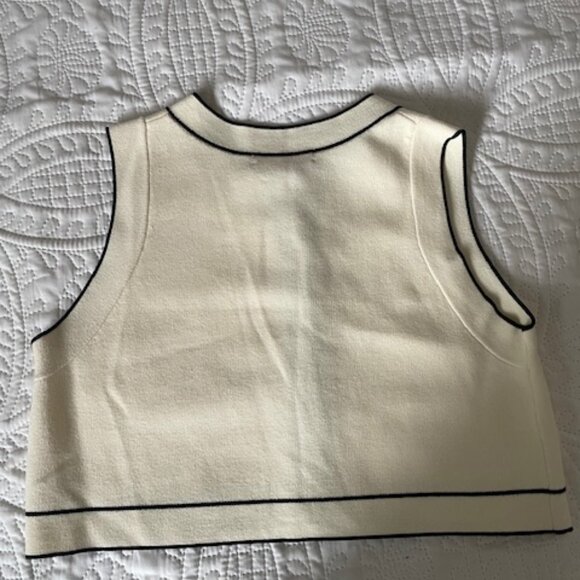 Oak & Fort Knit Vest Cropped Size Medium - Picture 3 of 3